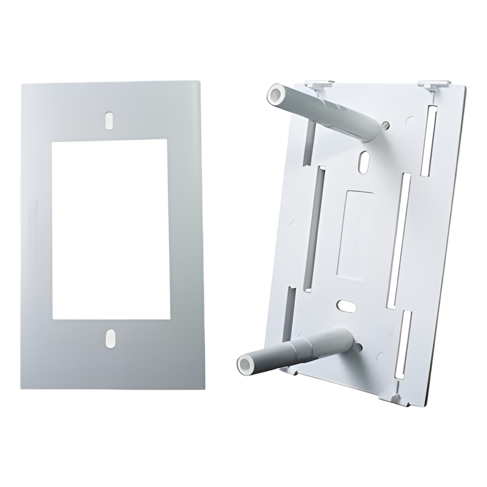 Tapa universal INKA y soporte de PVC auto extinguible y aluminio (8181-80002)
