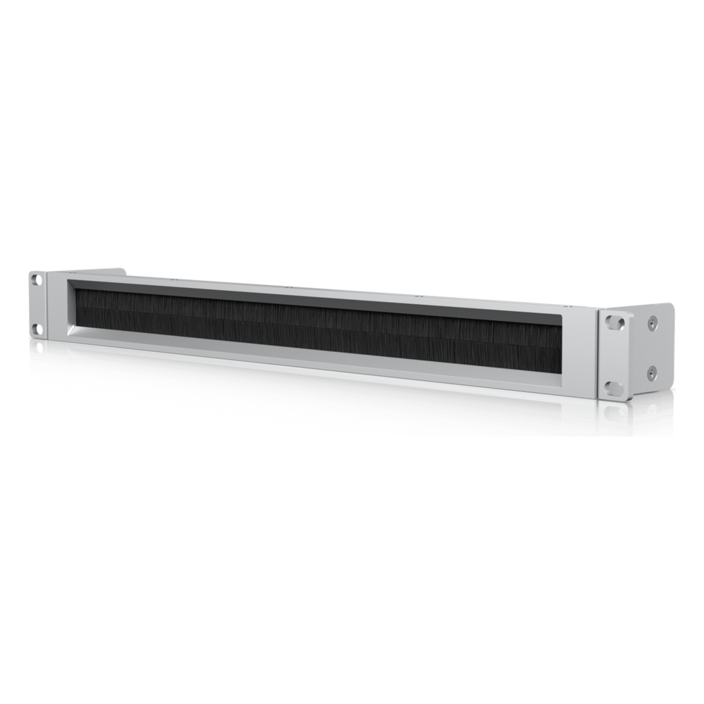 [UACC-RACK-PANEL-BRUSH-1U] UACC Rack Mount Panel Brush 1U – Panel con Cepillo para Rack que Permite el Paso Ordenado de Cables, Reduce la Entrada de Polvo y Mantiene una Estética Limpia y Uniforme